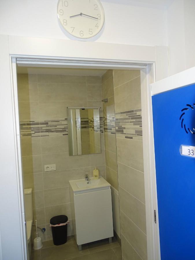 Albergue Roma โปลา เด เลนา ภายนอก รูปภาพ